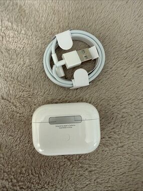 Apple White AirPods Pro Charging Case with Lightning Cable